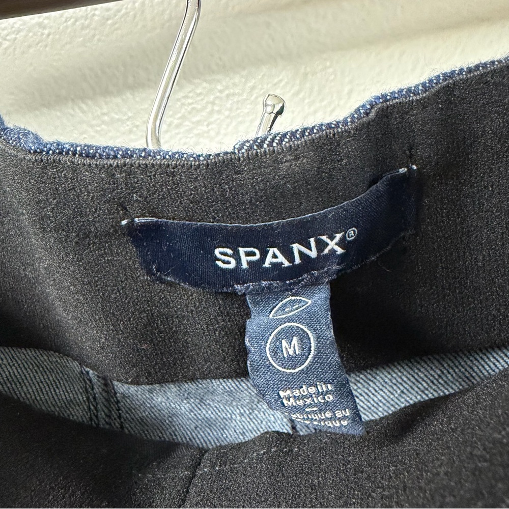 SPANX Spanxshape™ Everywear Zero Waistband Croppe… - image 7